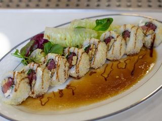 Кранч Рол з копченим лососем і тунцем (290г)