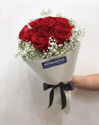 წითელი ვარდი გიფსოფილა