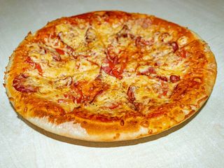 Піца м`ясна