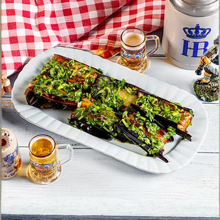 ბადრიჯანი ნივრით