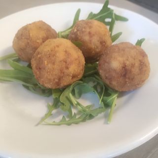 Polpette di maiale ripiene
