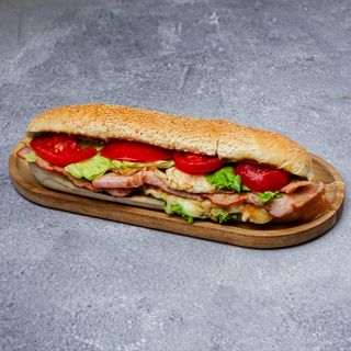 Omlet sa pečenicom i kačkavaljem