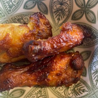 Alette di pollo fritte piccanti 