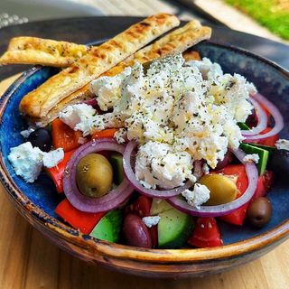 Salata greceasca 400g