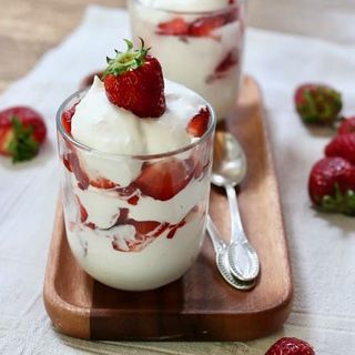Yogurt e fragole