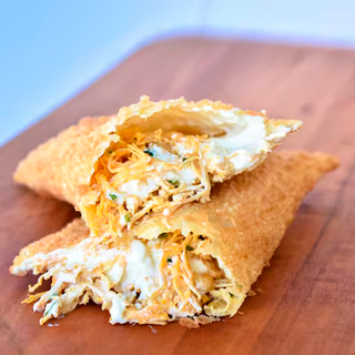 Pastel Frango  com  Catupiry