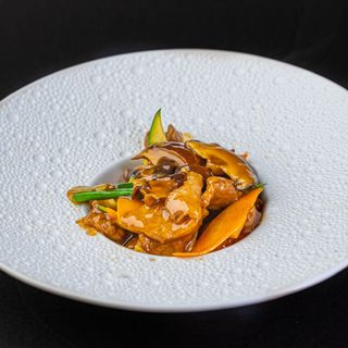 60.MANZO CON VERDURE