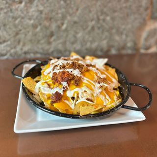 Nachos y papas Alfa