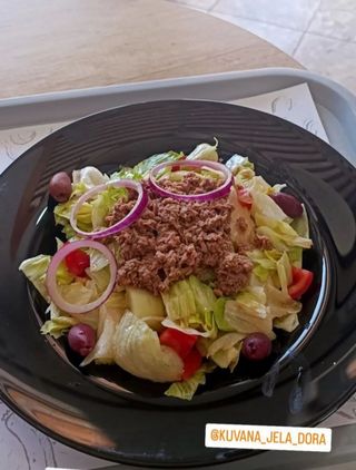 Tuna salata