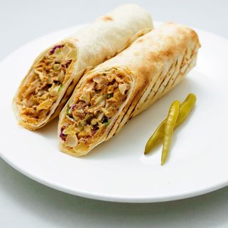 Донер в лаваше с говядиной (стандарт)