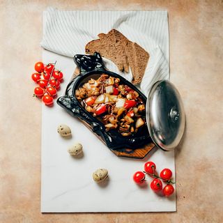 Курица на жаровне