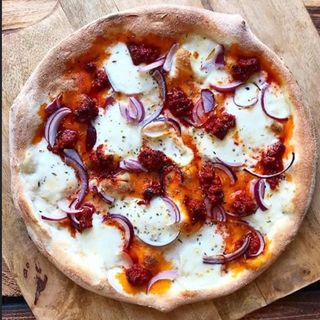 38. Nduja pizza Gigant 45 cm