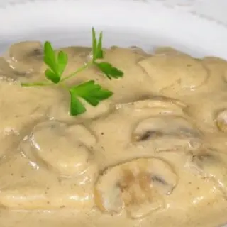 Salsa Champiñones