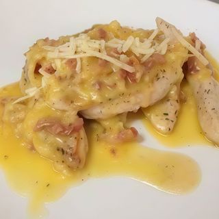 PECHUGUITAS CON SALSA CARBONARA