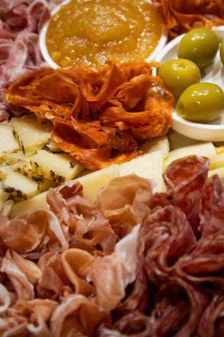 Deska dojrzewających serów i wędlin 370g