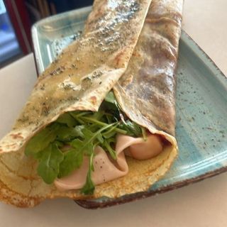 Crepe De Pulled Pork