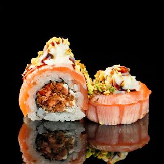 Uramaki miura flambé