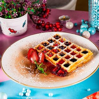 ვაფლი კენკრით