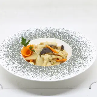 341 Pollo funghi e bambu