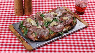 Pinsa Bresaola