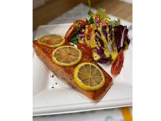 Стейк з лосося (230g)