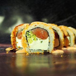 Пікантний рол зі слабосоленим лососем, 290г