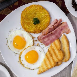 Tostada mantequilla y mermelada