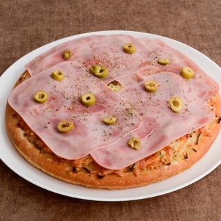 Pizza Fugazzeta Con Jamon (25 cm.)