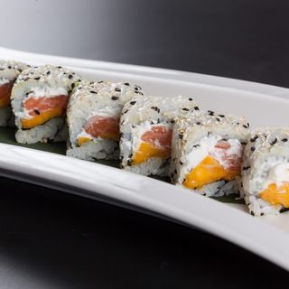 Uramaki mango