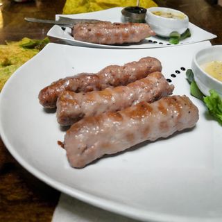 Mititei la grătar  (3 mici, paine , mustar )