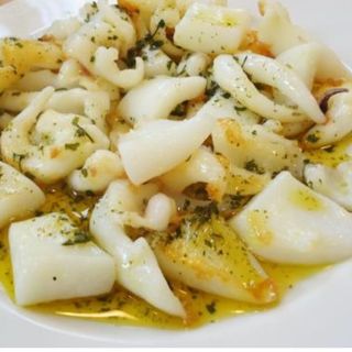 Sepia  al ajillo y perejil