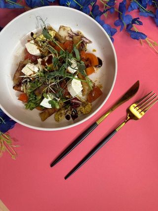 Салат з запеченим баклажаном та сиром фета 250 г