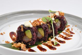 127-Uramaki riso venere surimi - 8 pezzi