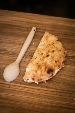 Lepinja kajmak, suho meso