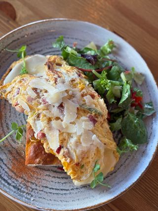 Focaccia omlette