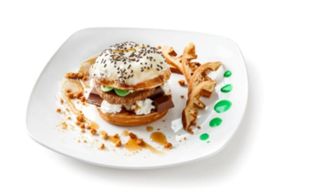 Waffle  crema Pistacchio  ,crumbole caramello,nutella,gran.pistacchio