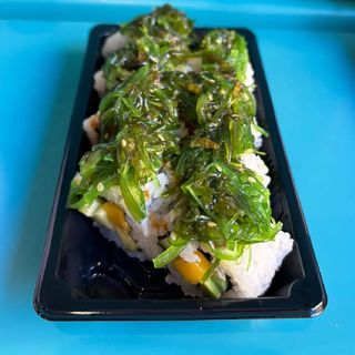 Wakame roll