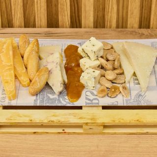 Tablas De Queso Variado (2 Personas)