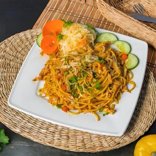 Makaron chiński z wołowiną 250g