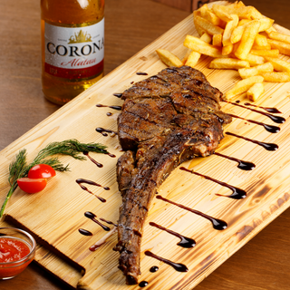 Комбо Стейк Ковбой (350 гр.) + Фри (100 гр.) + Корона Алатау (0,45 л.)