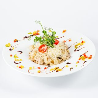 Фетучини "Альфредо"