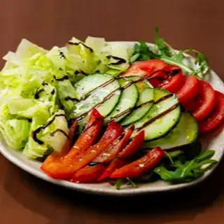 Salată mixtă