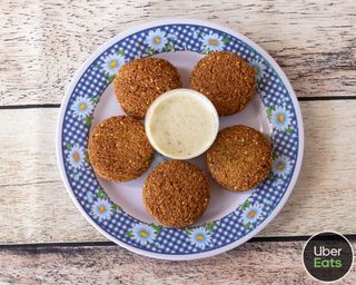 6 falafel + yogurt