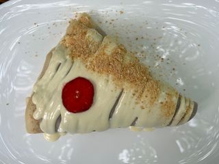 Palačinka Nutella, Plazma, svježa jagoda, preliv čokolada