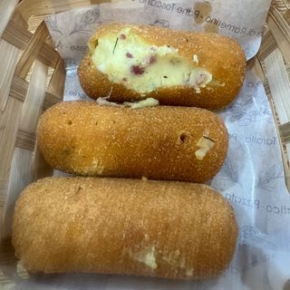 PANZEROTTO NAPOLETANO