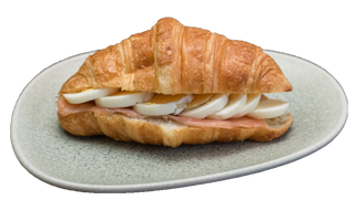 Croissant losos i jaja