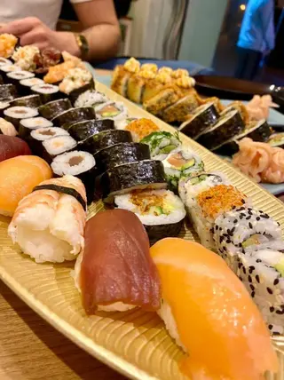 Tsunami Mixed Box - 52 Pieces