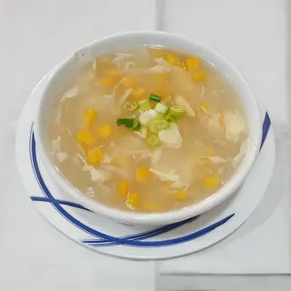 Sopa De Maíz Con Pollo