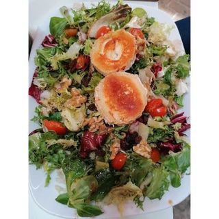Ensalada De Rulo De Cabra