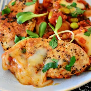 Pierś z kurczaka z pieca na puree parmezanem 
